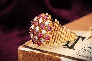 VINTAGE MID-CENTURY 1969 RUBY & DIAMOND RING 18ct GOLD