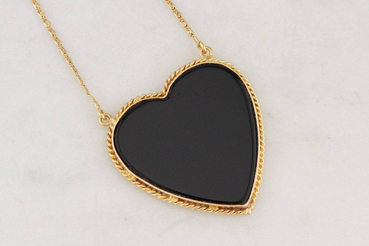 VINTAGE c1970 ONYX HEART PENDANT &amp; CHAIN 18ct GOLD