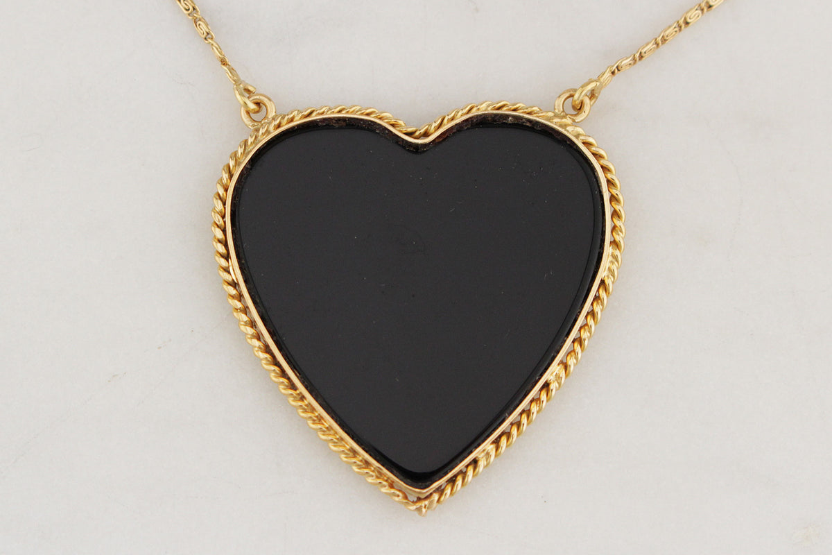 VINTAGE c1970 ONYX HEART PENDANT &amp; CHAIN 18ct GOLD