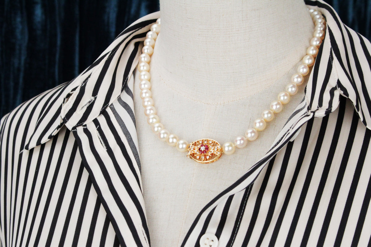 VINTAGE c1940 RUBY DIAMOND &amp; PEARL SINGLE STRAND 18ct GOLD