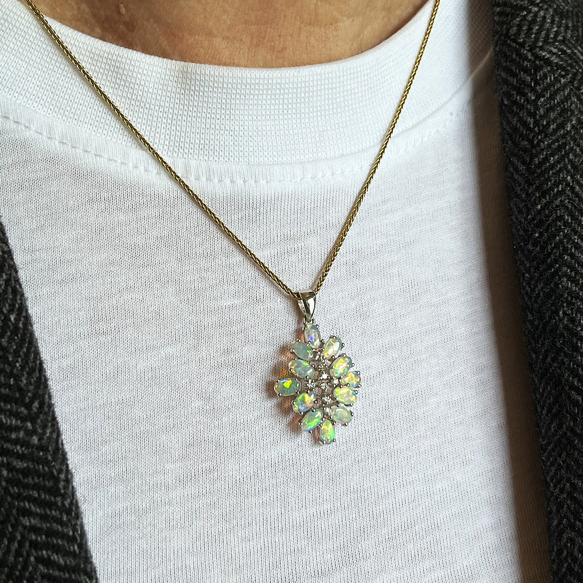 RETRO OPAL &amp; DIAMOND PENDANT 18ct GOLD