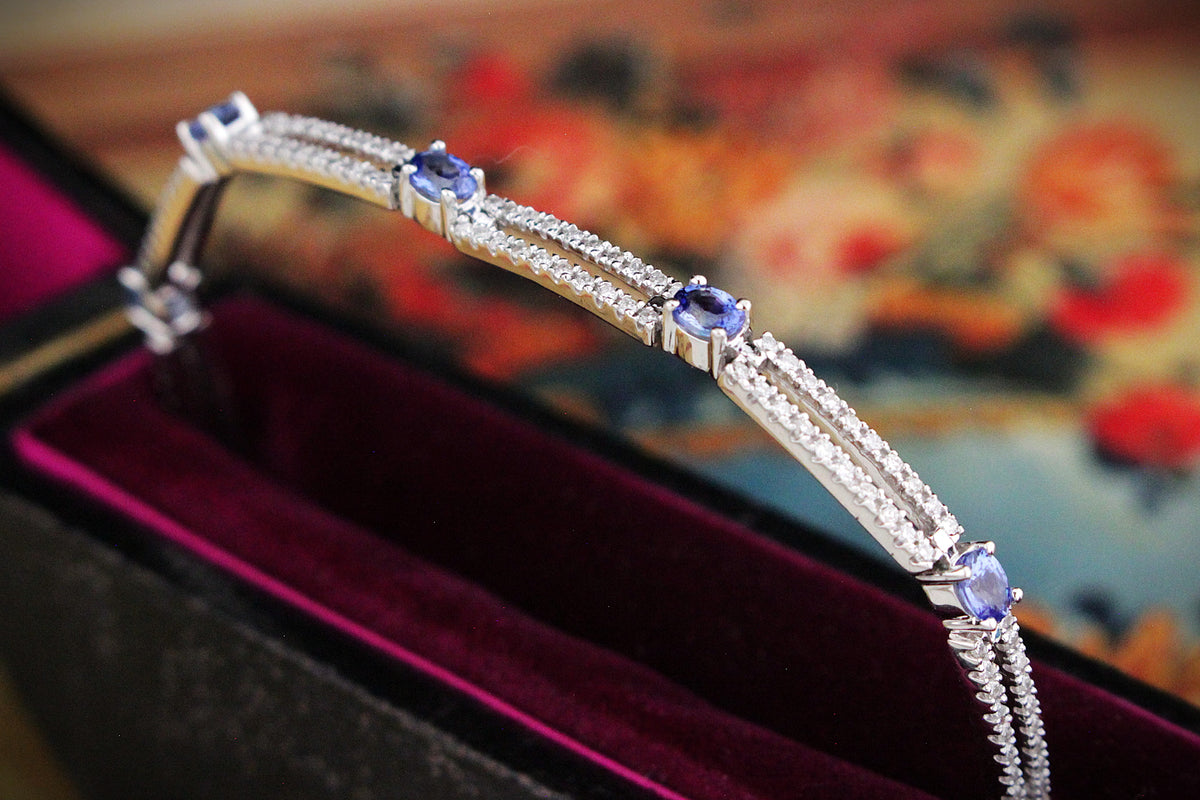 VINTAGE ESTATE CEYLON SAPPHIRE & DIAMOND BRACELET 14ct WHITE GOLD