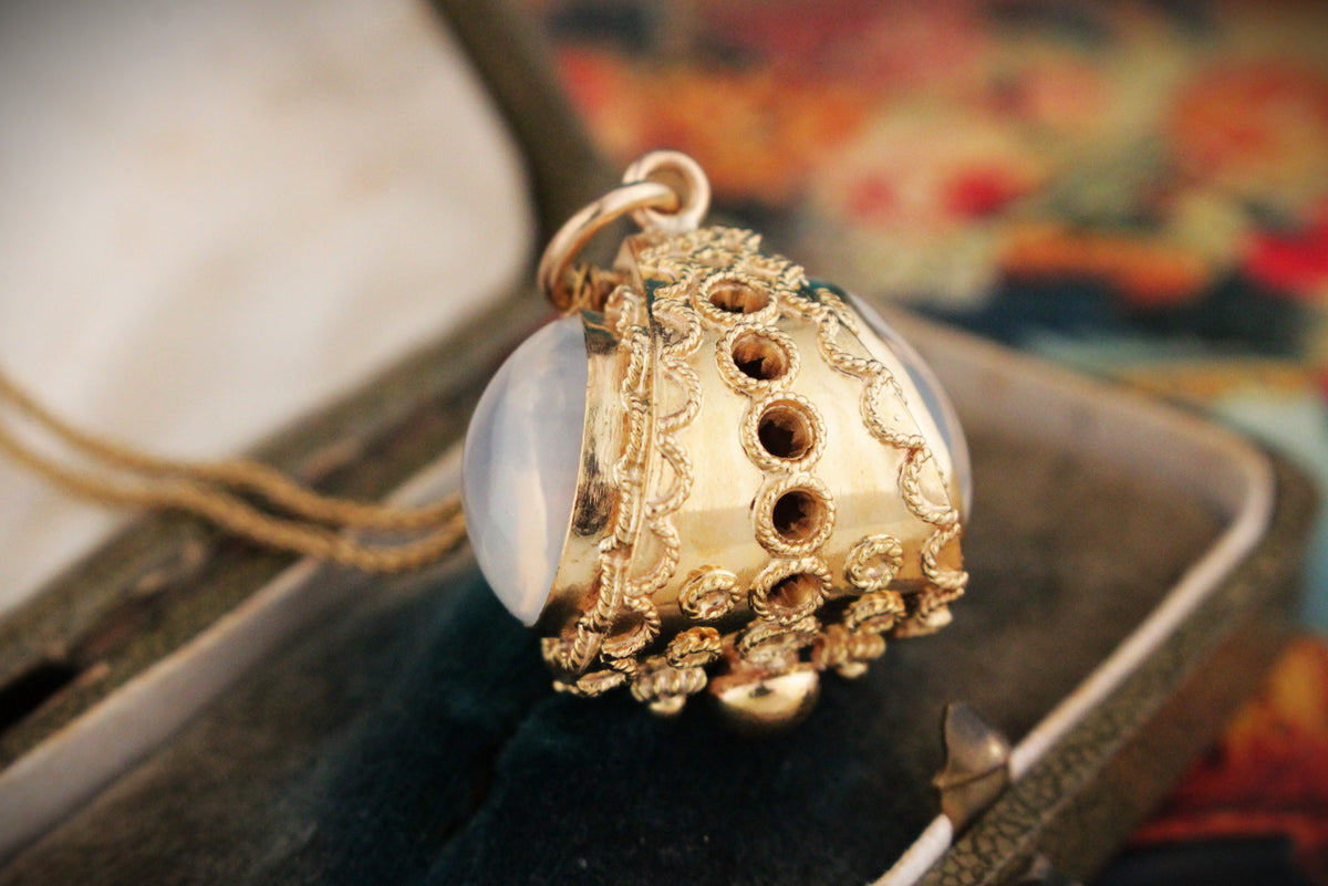 ANTIQUE VICTORIAN MOONSTONE PENDANT 18ct GOLD