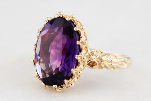 VINTAGE 1972 4.30ct SIBERIAN AMETHYST RING 9ct GOLD