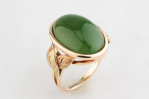 VINTAGE 1940’s NEPHRITE JADE COCKTAIL RING 9ct GOLD