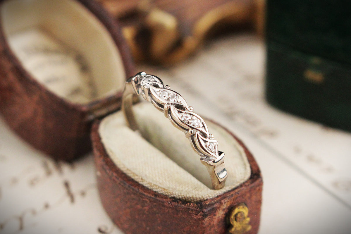 VINTAGE c1930 PLATINUM PALLADIUM &amp; DIAMOND BAND