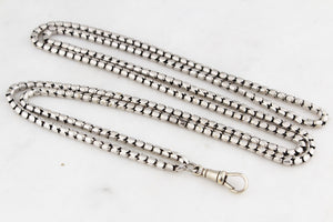 ANTIQUE c1900 EDWARDIAN STERLING SILVER LONG GUARD CHAIN