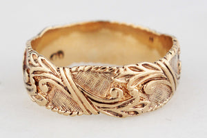 VINTAGE ETCHED BAND RING 9ct GOLD