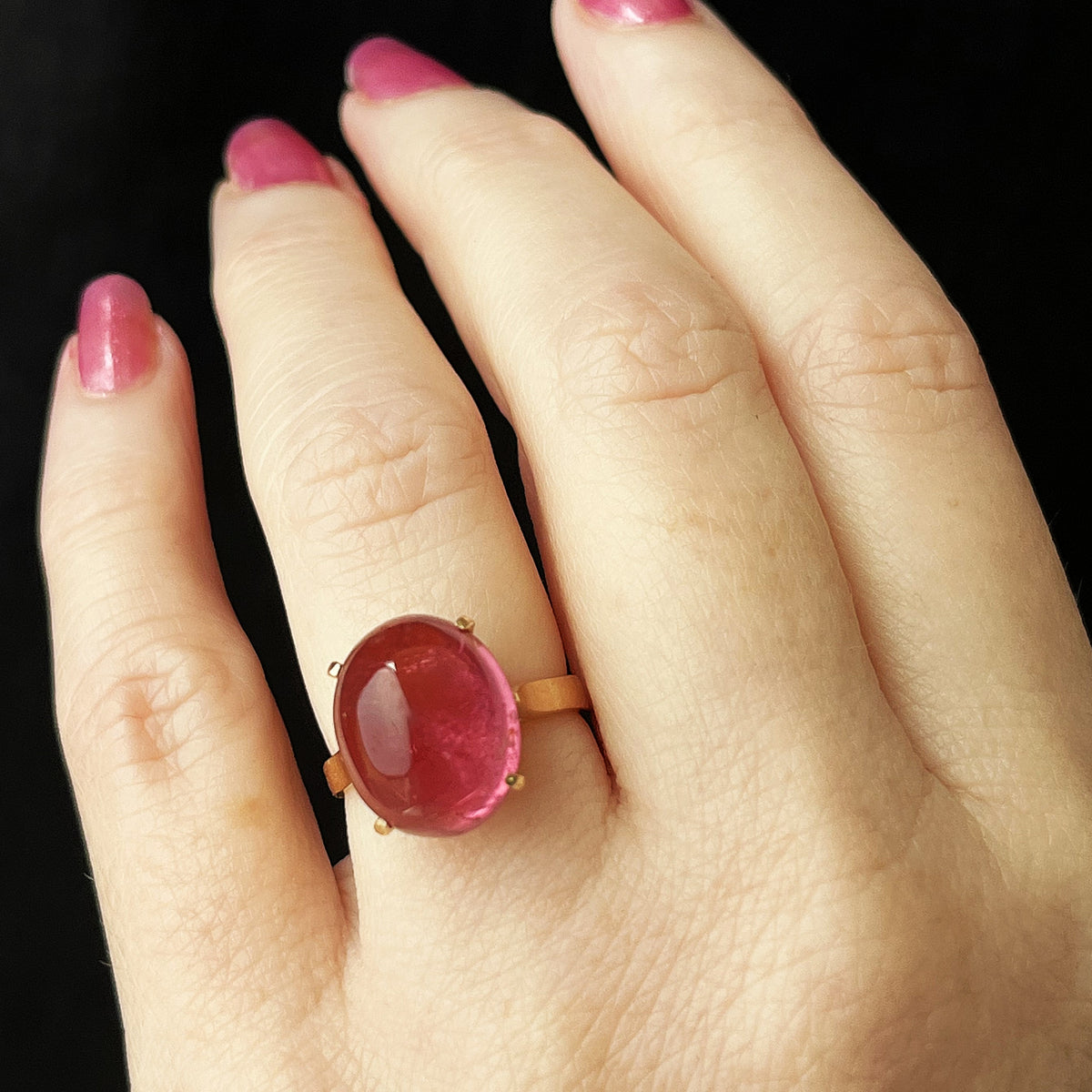 VINTAGE 12ct CABOCHON TOURMALINE RING 14ct GOLD