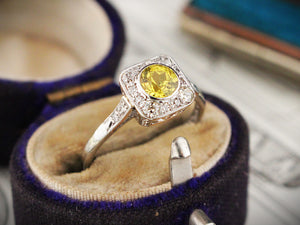 ART DECO c1920 YELLOW SAPPHIRE & DIAMOND RING 18ct GOLD & PLATINUM