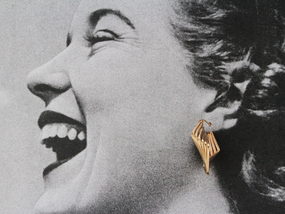 VINTAGE 9ct GOLD TWIST HOOP EARRINGS