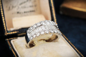 CONTEMPORARY 2ct DIAMOND RING 14ct WHITE GOLD