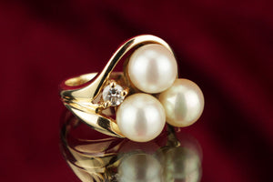 RETRO ESTATE 18ct GOLD AKOYA PEARL & DIAMOND DRESS RING