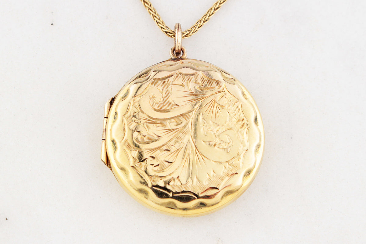 ANTIQUE EDWARDIAN PICTURE LOCKET 9ct GOLD