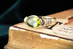 BESPOKE PERIDOT RING 9ct GOLD