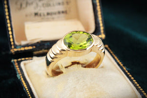 BESPOKE PERIDOT RING 9ct GOLD