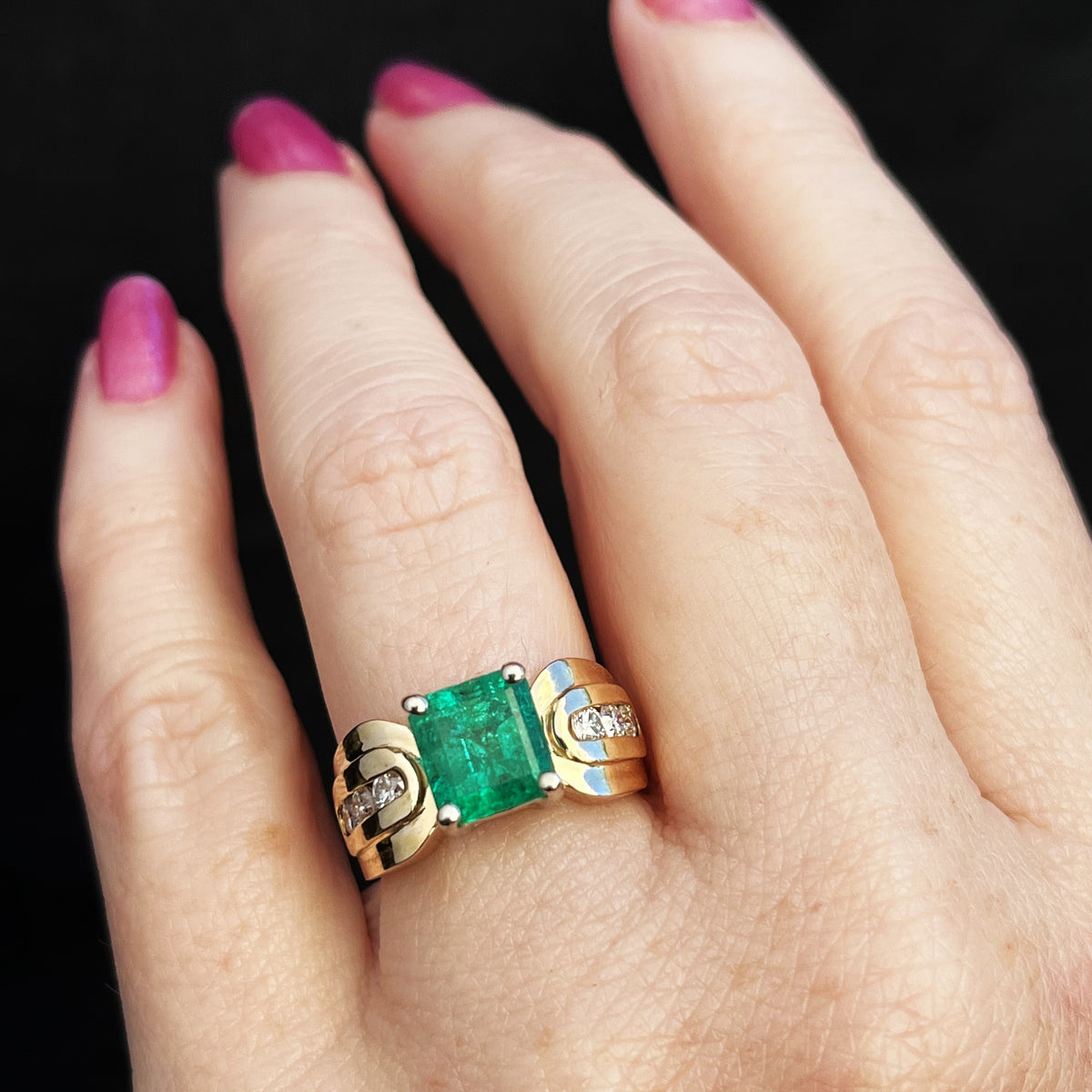 VINTAGE 1940/50’s EMERALD &amp; DIAMOND RING 14ct GOLD