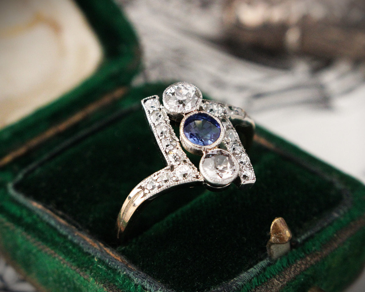 ANTIQUE ART DECO SAPPHIRE &amp; DIAMOND RING 14ct GOLD