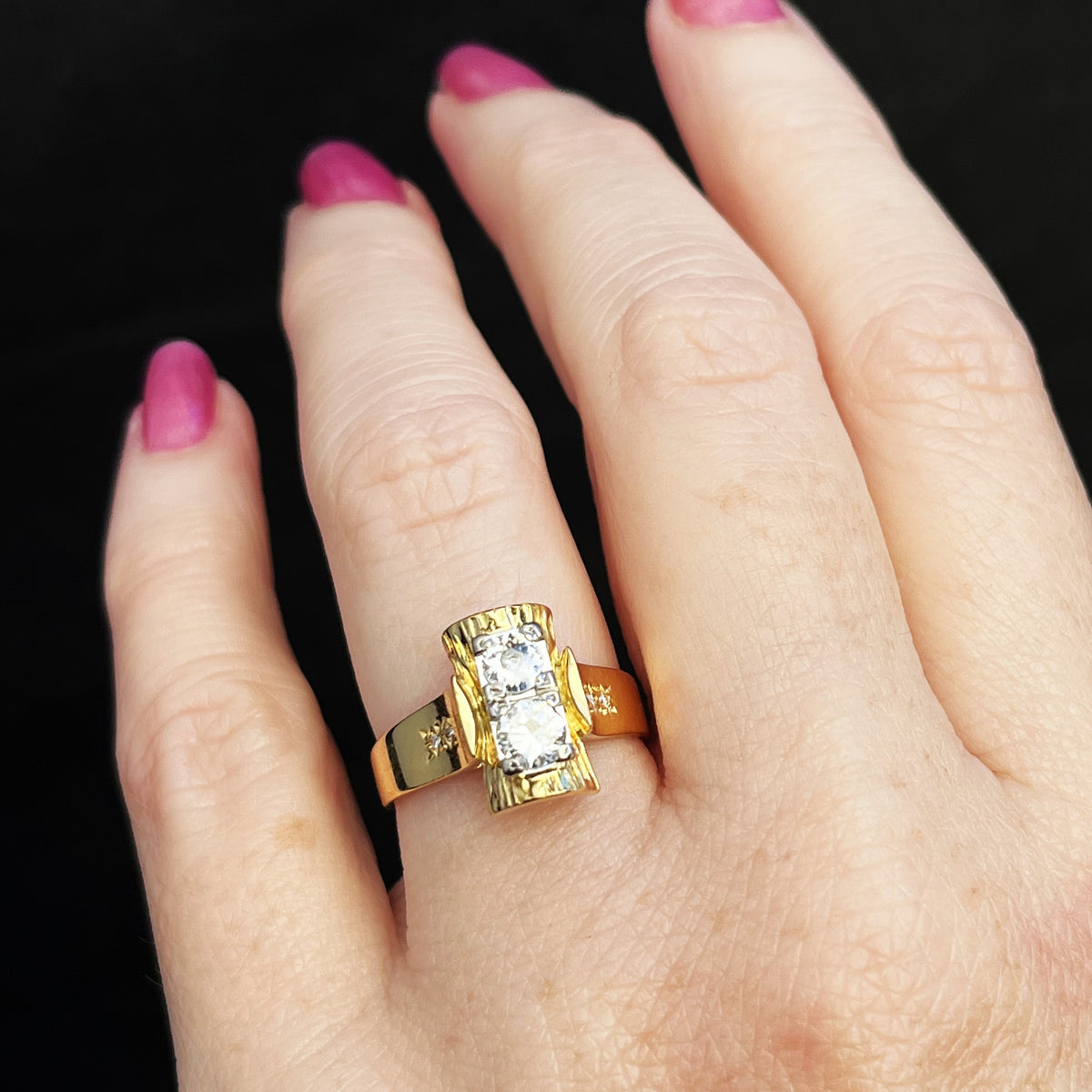 MID-CENTURY .68ct DOUBLE DIAMOND RING 18ct GOLD