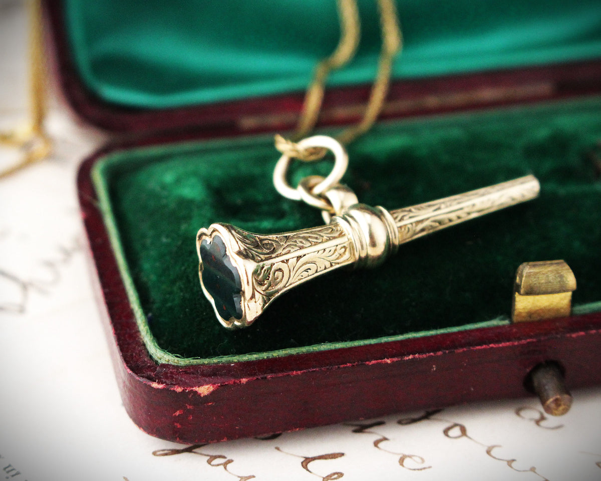 ANTIQUE EDWARDIAN BLOODSTONE WATCH WINDER FOB 15ct GOLD