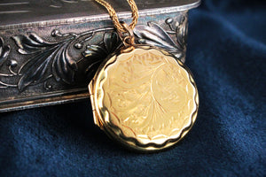 ANTIQUE EDWARDIAN PICTURE LOCKET 9ct GOLD