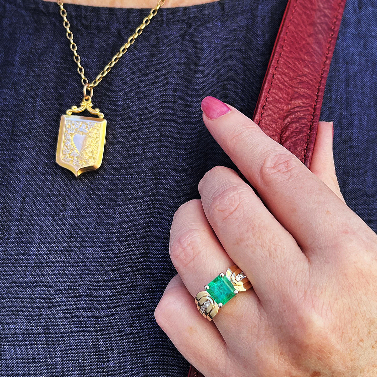 VINTAGE 1940/50’s EMERALD &amp; DIAMOND RING 14ct GOLD