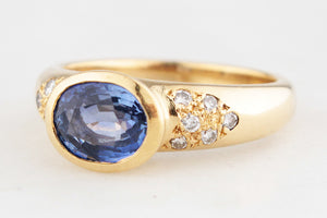 VINTAGE 2ct CEYLON SAPPHIRE AND DIAMOND RING 18ct GOLD