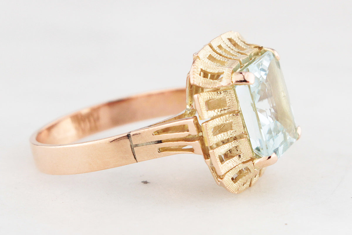 MID-CENTURY 3ct AQUAMARINE RING 9ct GOLD