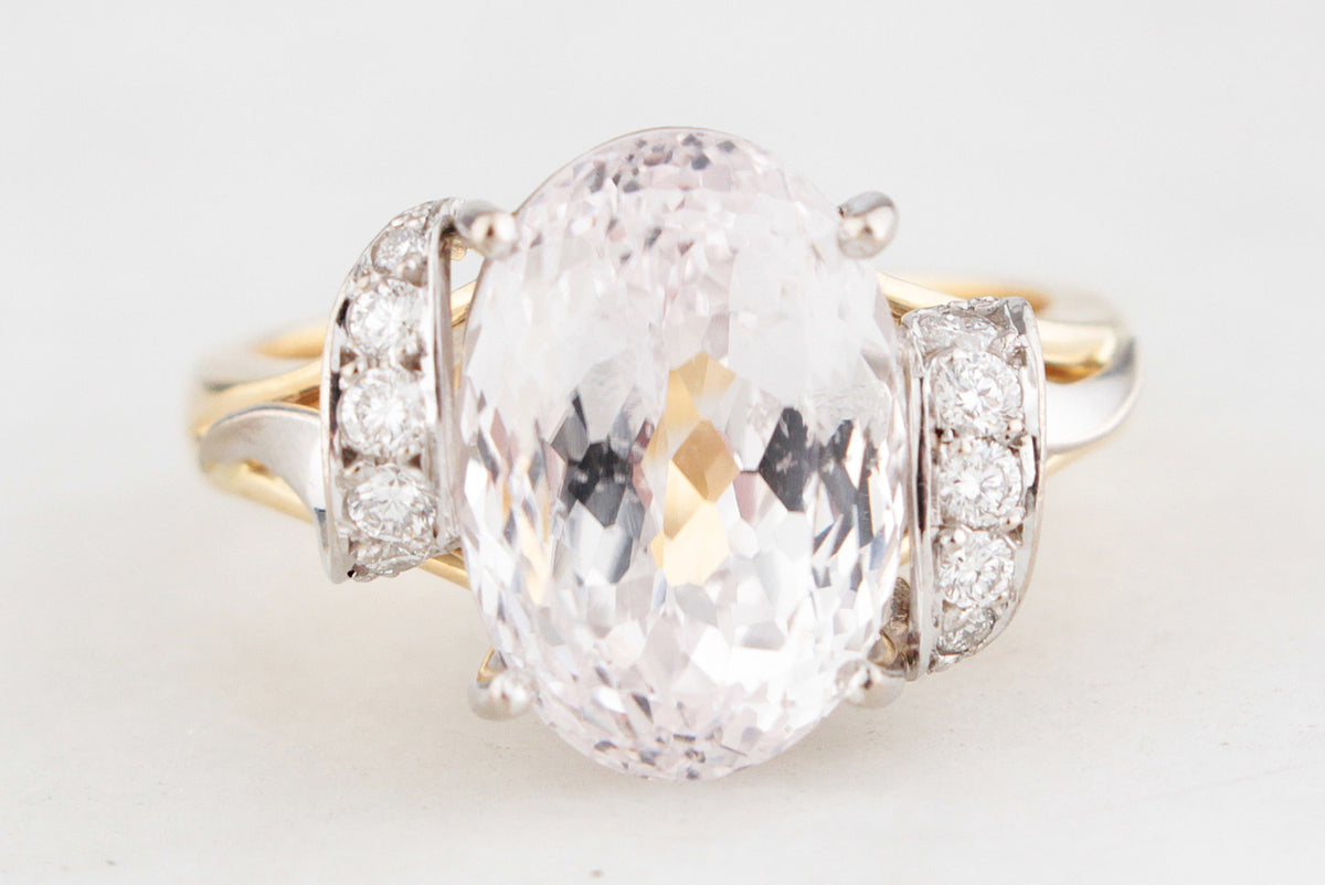 VINTAGE 7.90ct KUNZITE &amp; DIAMOND RING 18ct GOLD