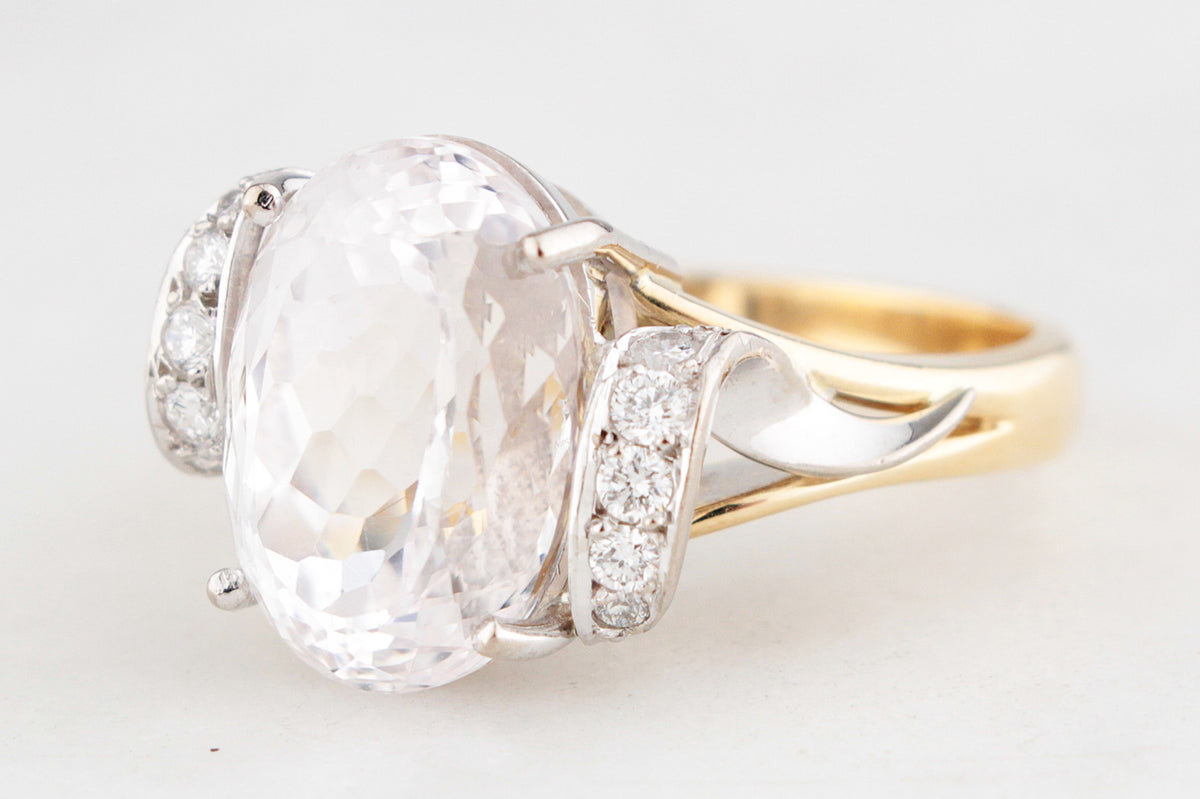 VINTAGE 7.90ct KUNZITE &amp; DIAMOND RING 18ct GOLD