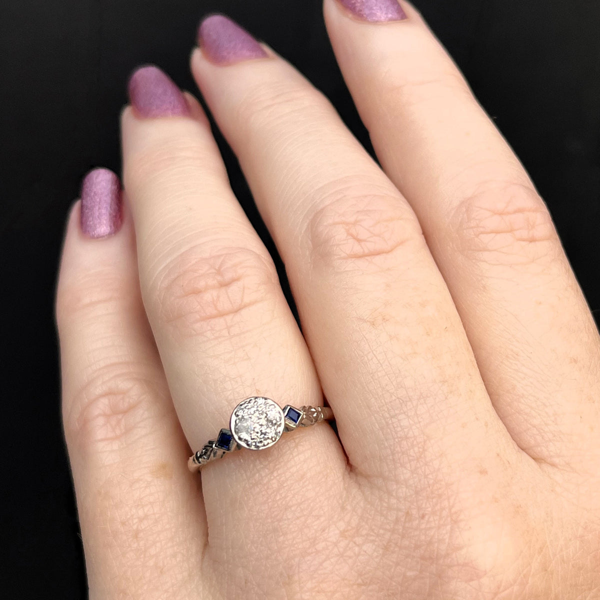 ANTIQUE ART DECO c1920 DIAMOND & SAPPHIRE RING 18ct WHITE GOLD