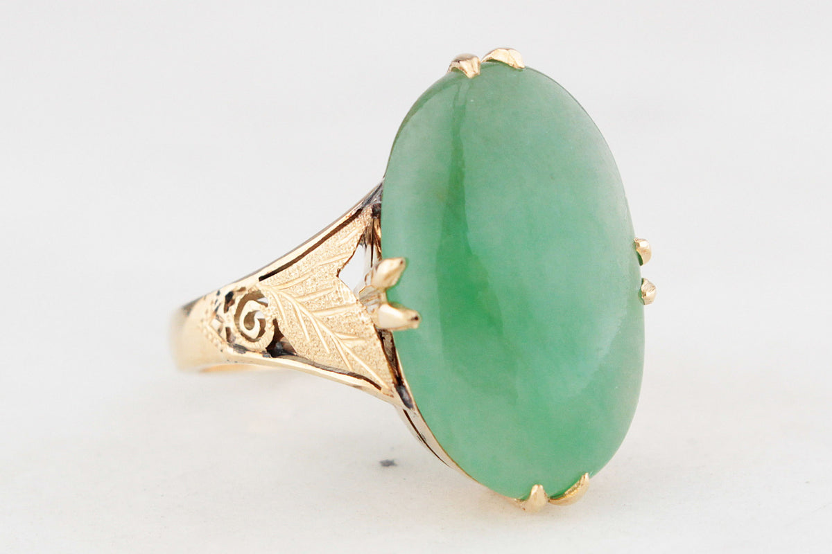 VINTAGE 1940’s JADE COCKTAIL RING 14ct GOLD
