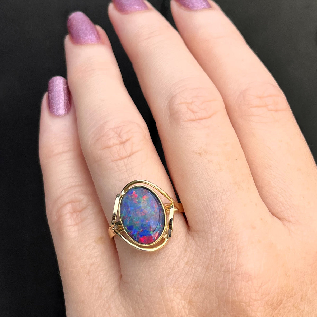 VINTAGE MID CENTYURY c1960 OPAL DOUBLET 9ct YELLOW GOLD