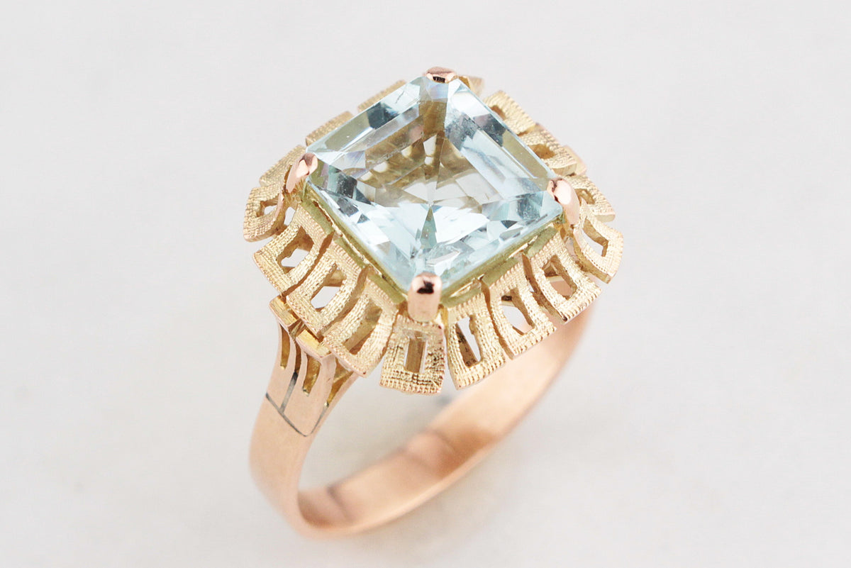 MID-CENTURY 3ct AQUAMARINE RING 9ct GOLD