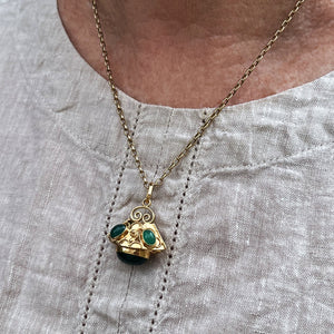 ANTIQUE VICTORIAN CHALCEDONY PENDANT 18ct GOLD