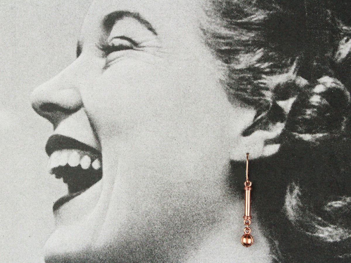 VINTAGE ANTIQUE STYLE EARRINGS 9ct GOLD