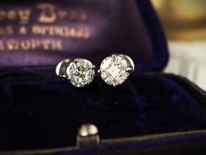 VINTAGE 1.08ct DIAMOND STUDS 18ct WHITE GOLD