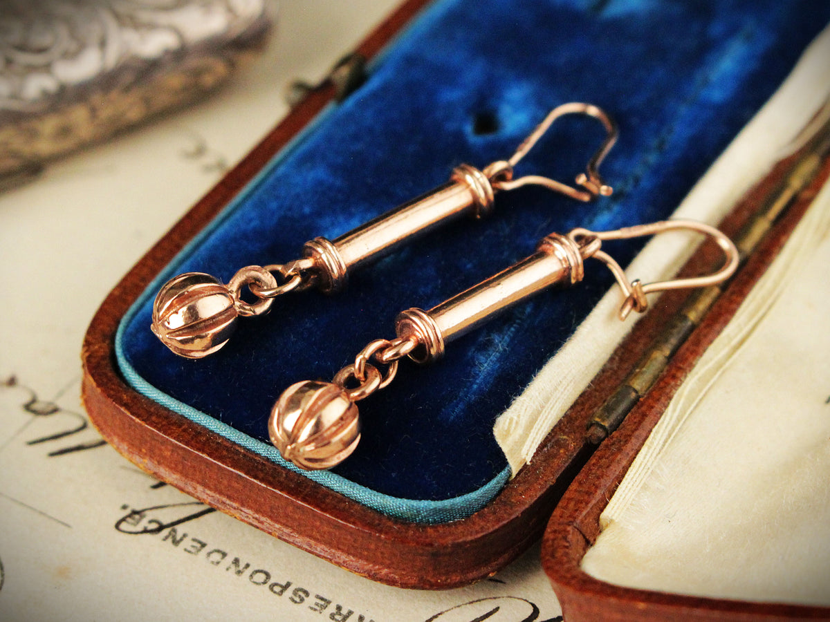 VINTAGE ANTIQUE STYLE EARRINGS 9ct GOLD