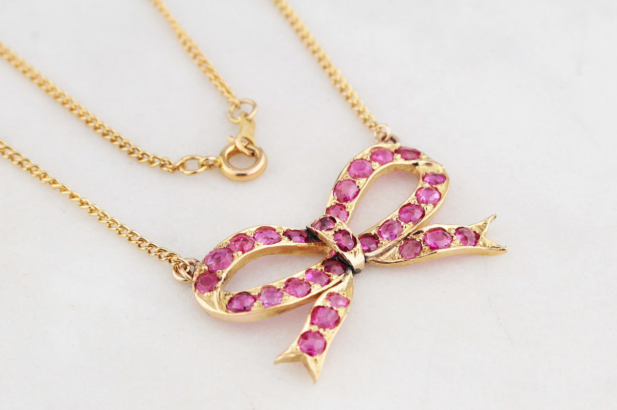 VINTAGE c1940 RUBY BOW NECKLACE 18ct GOLD