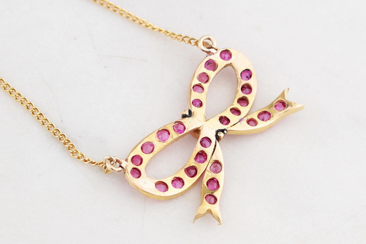 VINTAGE c1940 RUBY BOW NECKLACE 18ct GOLD