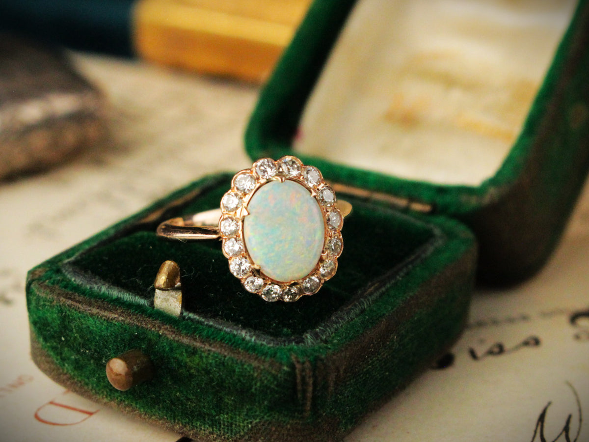 VINTAGE SOLID OPAL &amp; DIAMOND HALO RING 18ct GOLD