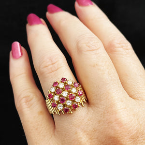 VINTAGE MID-CENTURY 1969 RUBY & DIAMOND RING 18ct GOLD