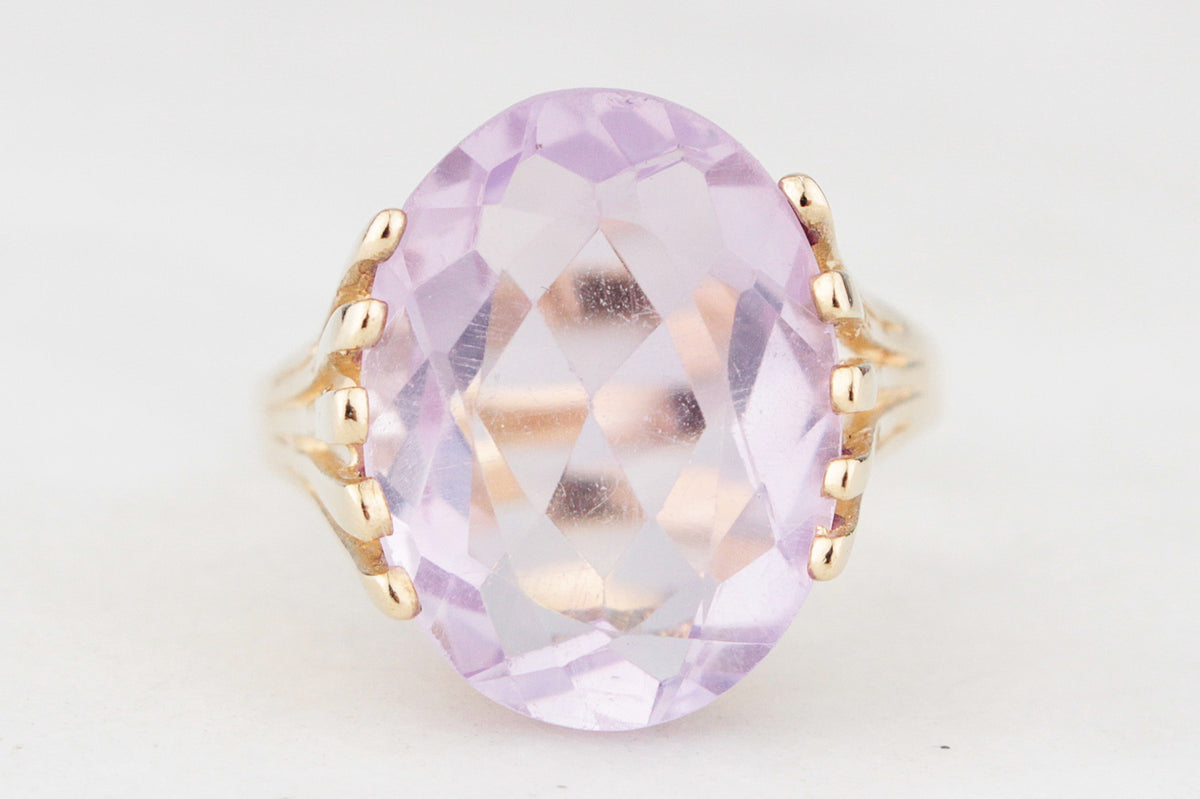 MID-CENTURY ROSE-DE-FRANCE AMETHYST COCKTAIL RING 9ct GOLD