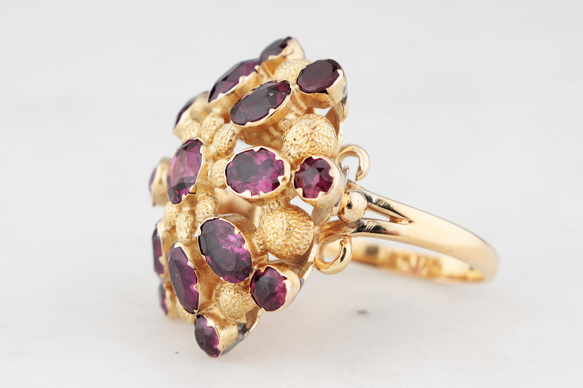 VINTAGE 1940’S PYROPE GARNET COCKTAIL RING 14ct GOLD
