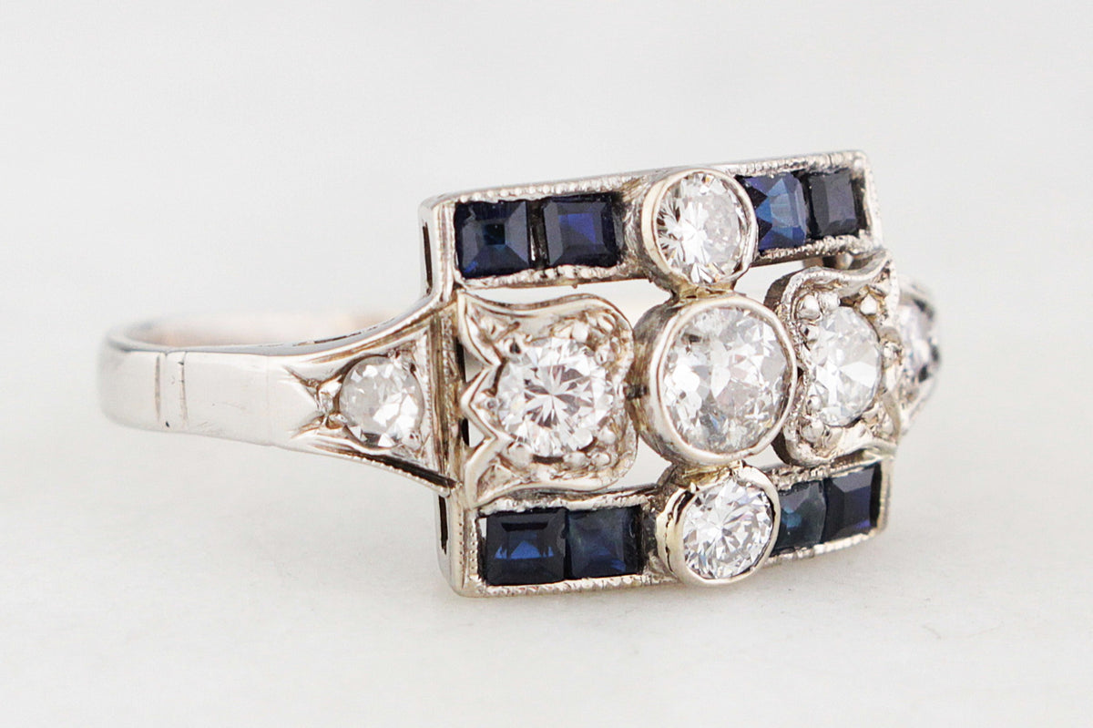 ANTQIUE ART DECO c1920 PLATINUM DIAMOND &amp; SAPPHIRE RING