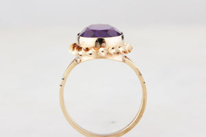 MID-CENTURY 5.50ct AMETHYST RING 9ct GOLD