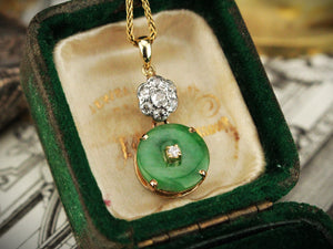 VINTAGE JADE & DAISY DIAMOND PENDANT 14 & 18ct GOLD