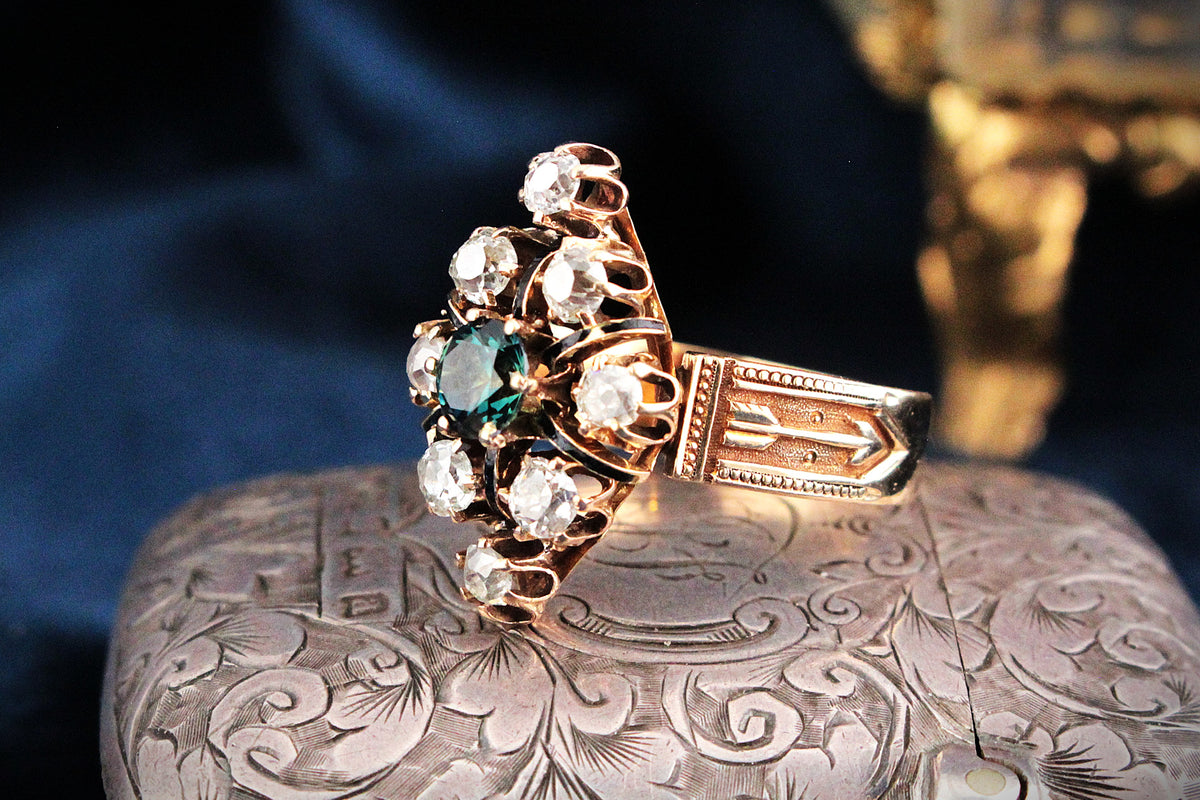 ANTIQUE VICTORIAN c1880 SAPPHIRE &amp; DIAMOND RING 15ct GOLD