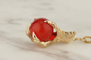 VINTAGE ESTATE CARNELIAN EAGLE CLAW 9ct YELLOW GOLD