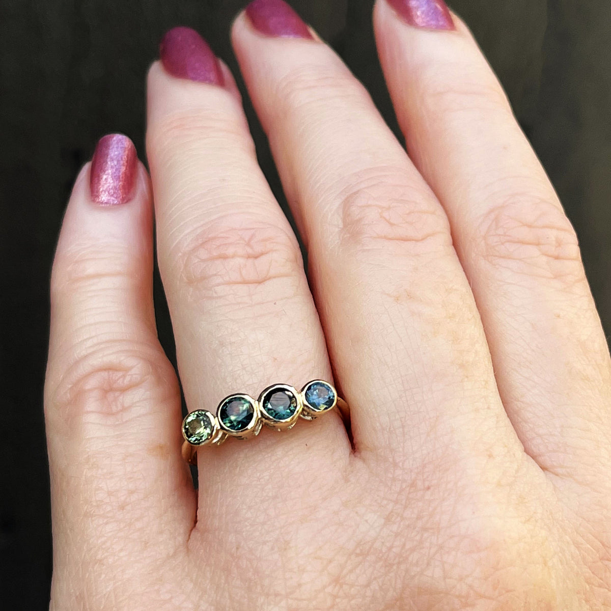 R&amp;V BESPOKE SAPPHIRE RING 9ct YELLOW GOLD